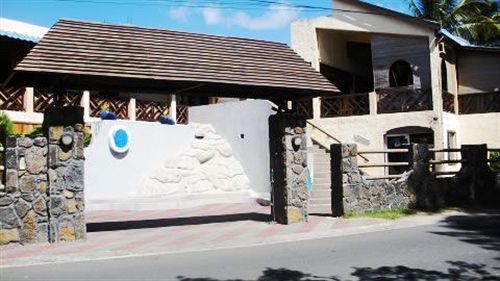 Le Grand Bleu Hotel Trou aux Biches Dış mekan fotoğraf